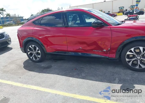 2023 Ford Mustang Mach-E Premium z USA, uszkodzony, nr VIN 3FMTK3SUXPMB05852